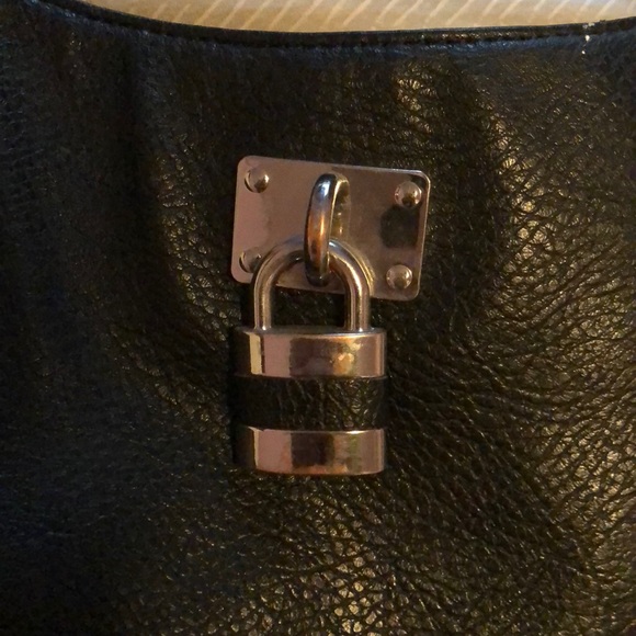 Black Kenneth Cole Reaction bag - Picture 3 of 8